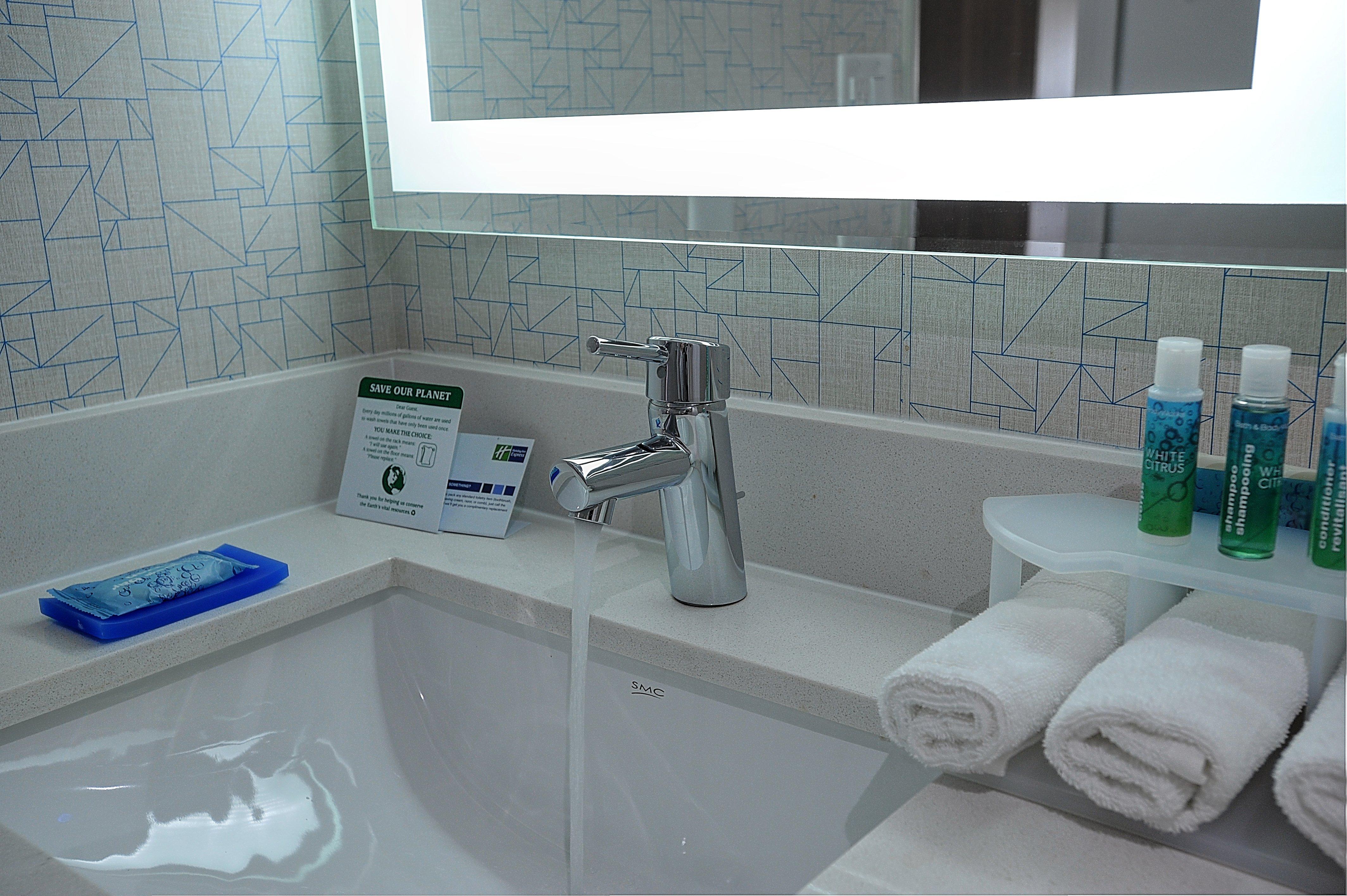 Holiday Inn Express & Suites Toronto Airport West By Ihg Mississauga Eksteriør bilde