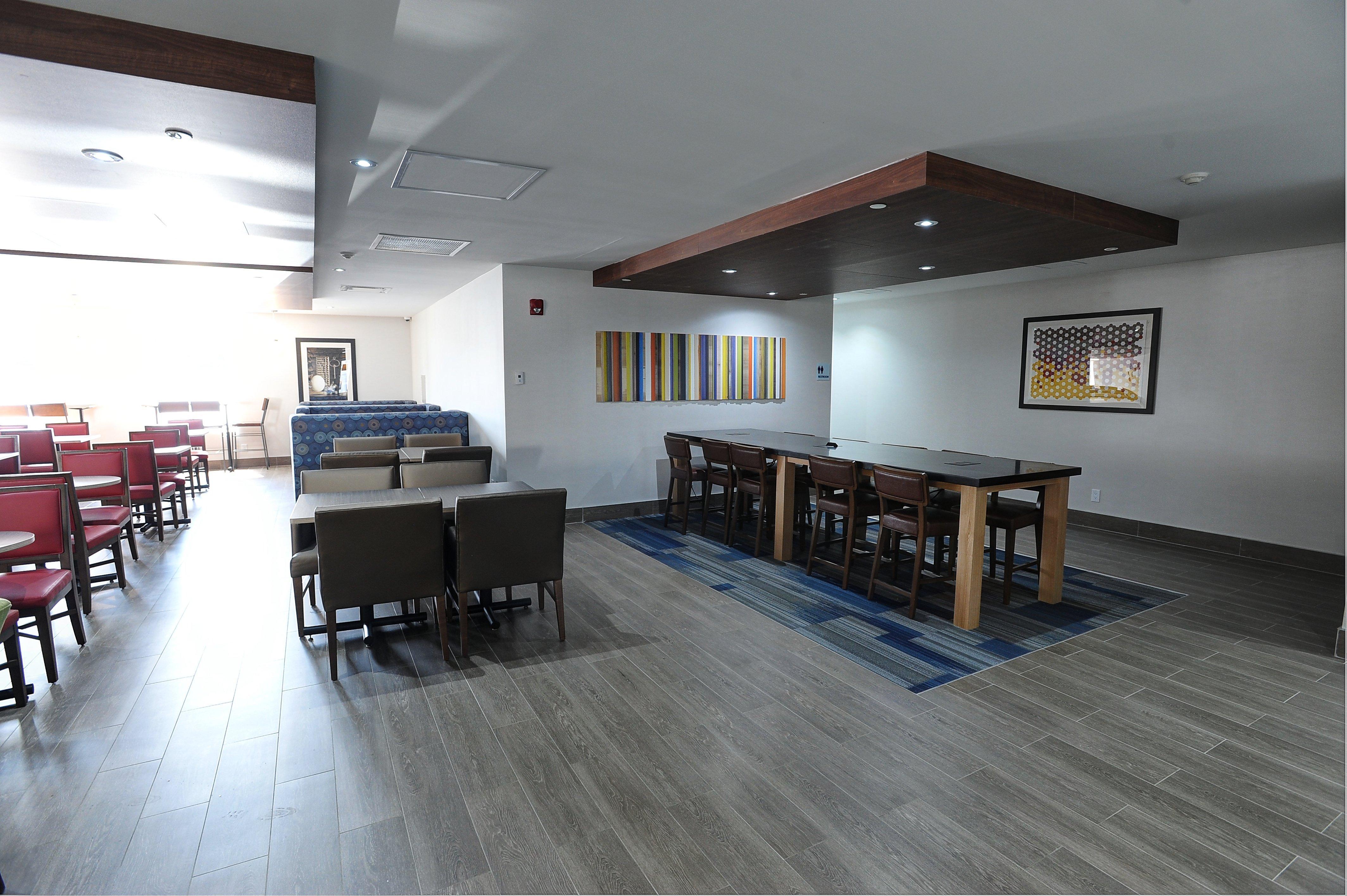 Holiday Inn Express & Suites Toronto Airport West By Ihg Mississauga Eksteriør bilde