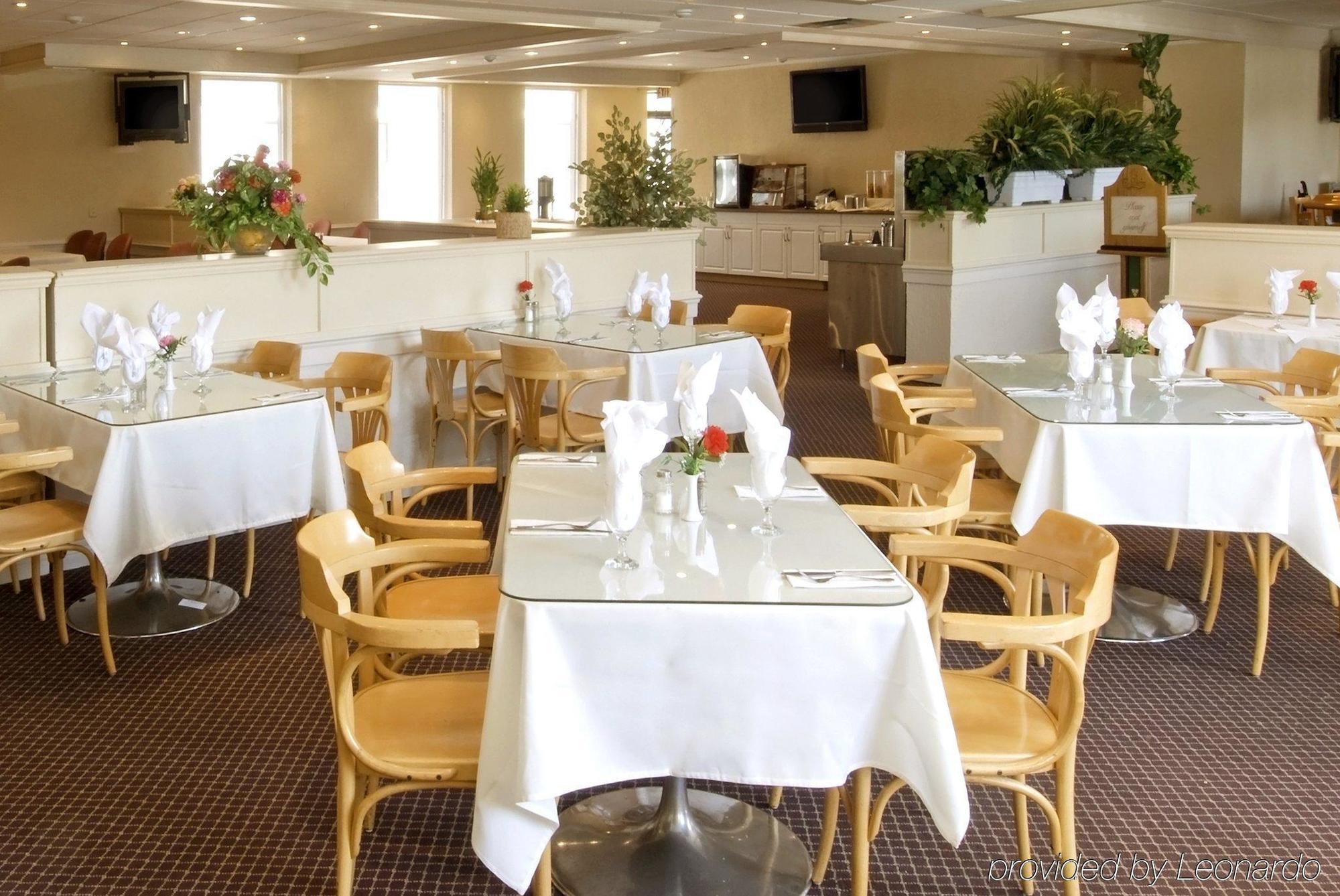 Holiday Inn Express & Suites Toronto Airport West By Ihg Mississauga Eksteriør bilde